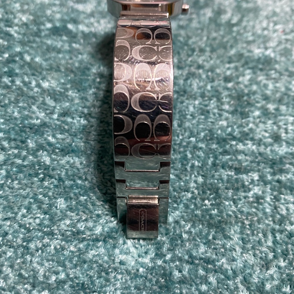 Two women's watches (Coach and New York & Company) - Picture 4 of 7